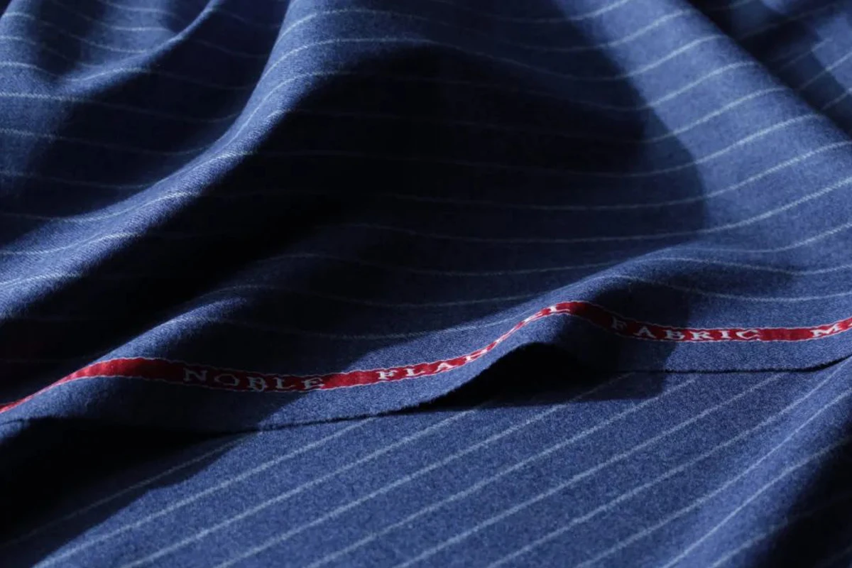 PIACENZA西裝藏青條紋面料