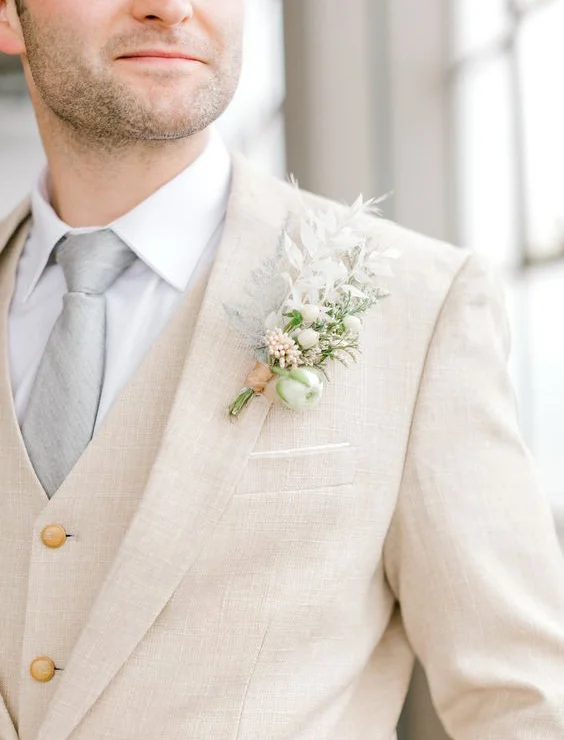 淺米色新郎西服