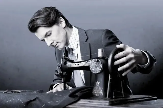 訂做西服兩套精美灰西裝