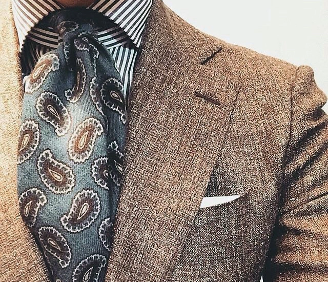 褐色粗毛呢西裝